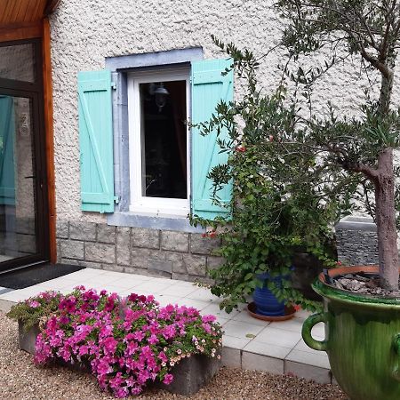 La Ferme De Capucine Bed & Breakfast Culhat Dış mekan fotoğraf